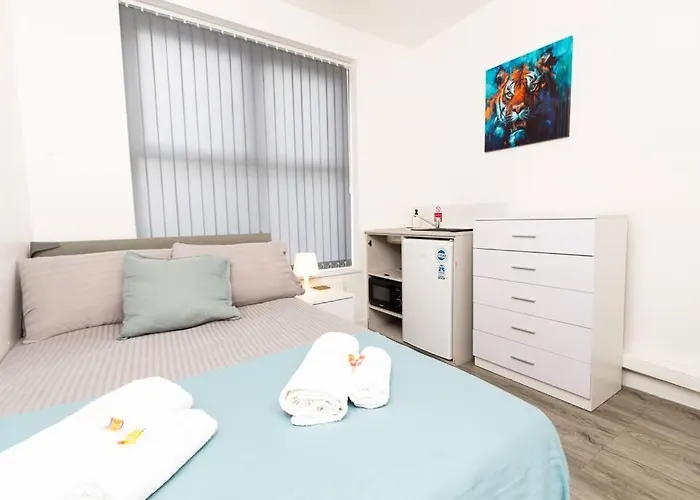 Suite 1 - Stylish Room In A Shared House